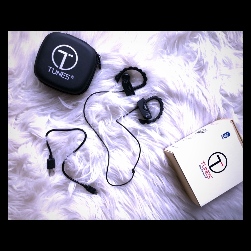 🎧 TUNES wireless Bluetooth headphones